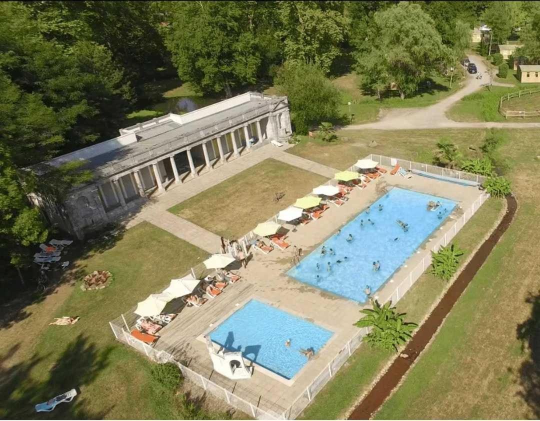 Camping - Piscine - Ccbaieb Montjoie-en-Couserans Zewnętrze zdjęcie