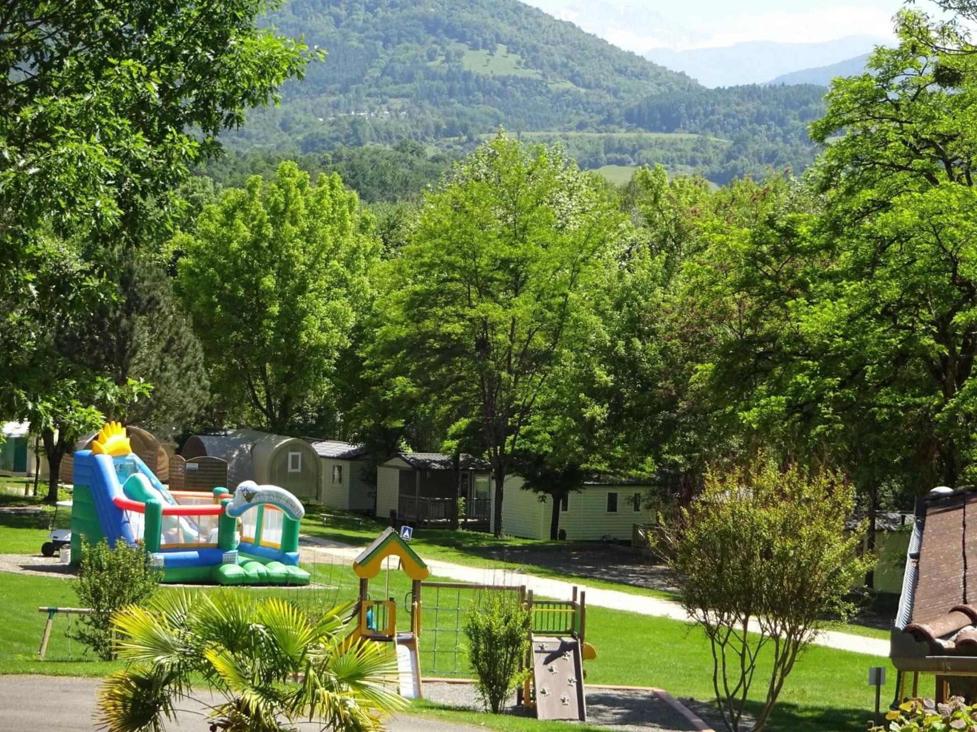 Camping - Piscine - Ccbaieb Montjoie-en-Couserans Zewnętrze zdjęcie