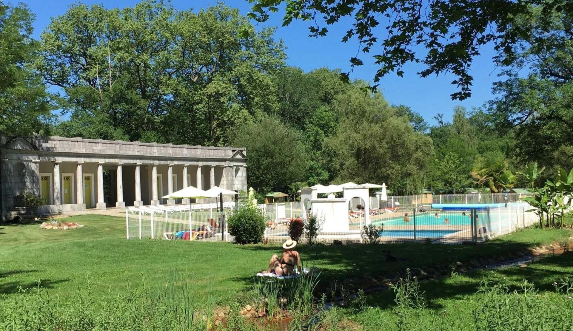 Camping - Piscine - Ccbaieb Montjoie-en-Couserans Zewnętrze zdjęcie