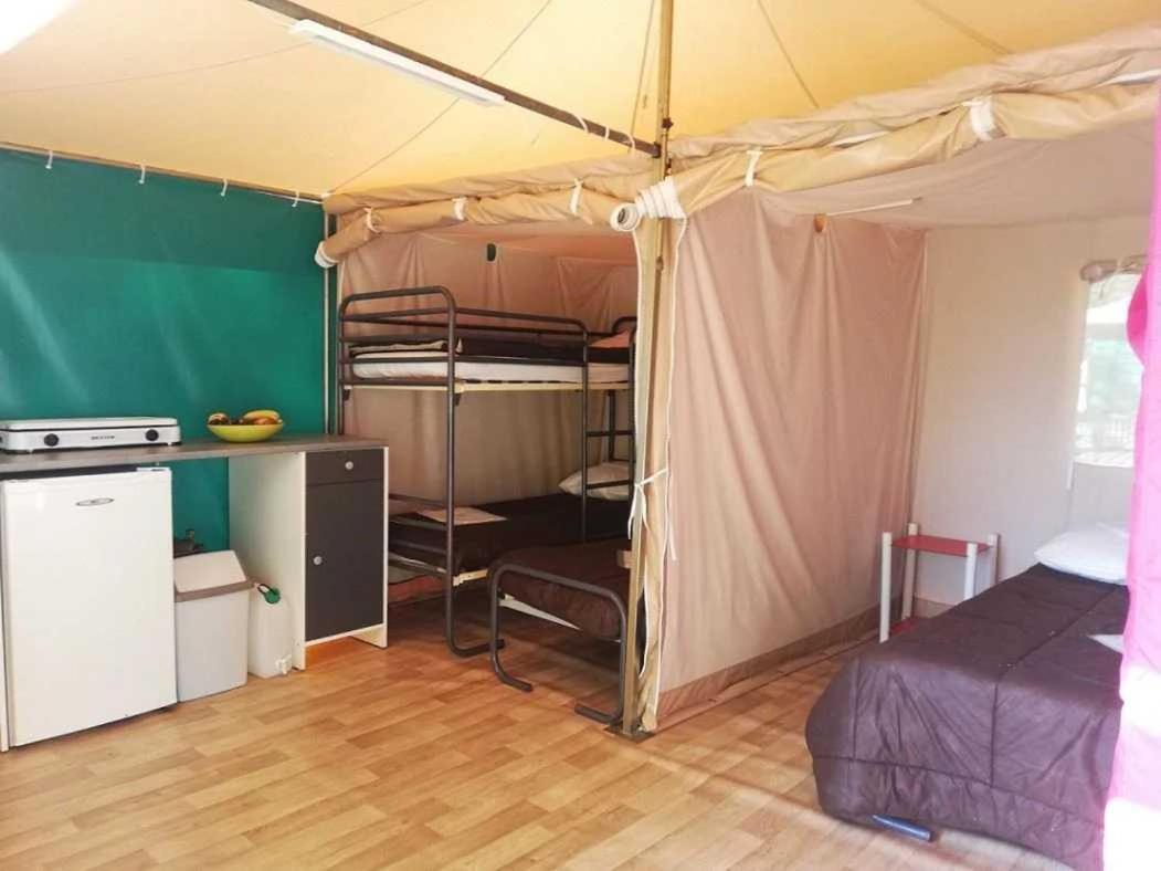 Camping - Piscine - Ccbaieb Montjoie-en-Couserans Zewnętrze zdjęcie
